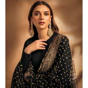 Vestido de Satén de Diseño Artesanal para Fiestas, Silueta Ajustada con Lentejuelas y Trabajo Zari, Características Personalizadas Únicas - Product Image 2