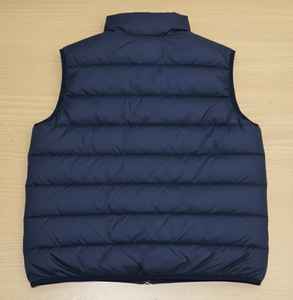 Gilet matelassé pour homme avec logo personnalisé - Veste sans manches pour l'hiver - Product Image 2