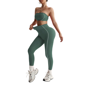 Ensemble de yoga pour femme, haute élasticité, anti-humidité, sensation seconde peau, 180g Spandex/Polyester, maintien et soutien, design torsadé uni, pour la gym, vente en gros - Product Image 5
