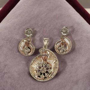 Joyería de Lujo, Elegante Juego de Pendientes con Diamantes Cultivados en Laboratorio, Oro de 14K, Certificado IGI, Corte Brillante, Claridad VVS, Color GH, para Mujer - Product Image 1