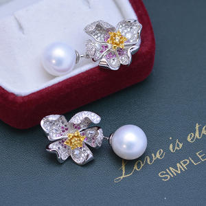 Pendientes Largos de Plata de Ley S925 para Mujer, Estilo Circular, con Perlas de Agua Dulce Blancas Redondas de 11-12 mm, Diseño Elegante con Luz Intensa - Product Image 3