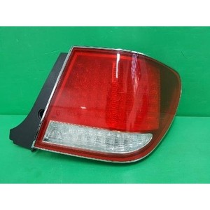 ประธานใช้ไฟท้ายด้านขวา - Product Image 1