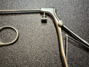Juego de Ligadores Hemorroidales McGiveny Quirúrgicos Médicos de 7.25 Pulgadas, Instrumentos Quirúrgicos Rectales de Acero Inoxidable, Pinzas Rectales, CE ISO - Product Image 4