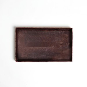 Bandeja de madera para servir, madera de mango rústica de color marrón oscuro, decoración estilo casa de campo, bandeja cuadrada de madera ecológica con asas recortadas. - Product Image 4