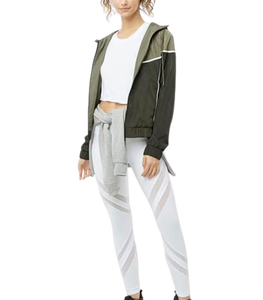 เสื้อแจ็คเก็ตกันลมผู้หญิงคุณภาพสูง โลโก้สั่งทำได้ ผ้าโพลีเอสเตอร์ ไนลอน สไตล์ลำลอง สำหรับกิจกรรมกลางแจ้ง เสื้อแจ็คเก็ตกันลมผู้หญิงแบบเรียบ - Product Image 3