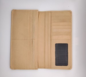 Cartera Larga de Cuero Genuino para Hombre con Protección RFID, Múltiples Ranuras para Tarjetas, Espacio para Billetes y Recibos, Logotipo Personalizado, Cierre Plegable, Forro de Seda, Venta al Por Mayor - Product Image 6