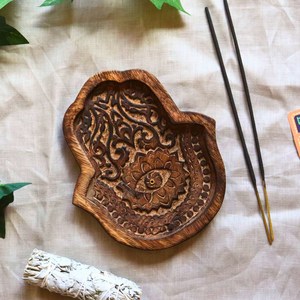Plateau porte-encens élégant et abordable en bois de frêne de qualité supérieure pour la maison, le temple et la méditation par M/S SHAAD HANDICRAFTS - Product Image 2