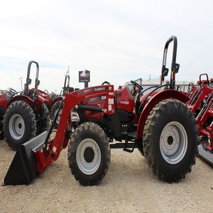 Le tracteur agricole Case IH Farmall 60A, un compagnon agricole robuste et performant, assure un fonctionnement fluide par des conditions de terrain variées. - Product Image 4