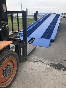 Solución segura de 10 toneladas con rampa para montacargas, rampa de carga móvil, cómoda combinada con suelo de contenedor, 1 año de garantía - Product Image 2