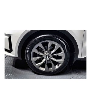 Para Kia Sorento Diésel 2.2 2WD Modelo Abril 2021 97,837 km Caja de Cambios Automática Volante a la Izquierda Estándar de Emisiones Euro V Asientos de Cuero - Product Image 5