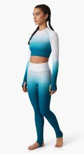 Ensemble de yoga 2 pièces pour femme, respirant, avec haut court à manches longues et leggings taille haute élastique, bleu dégradé, vêtements de sport avec logo frontal - Product Image 1