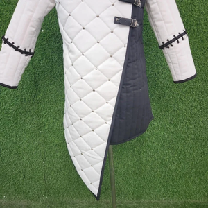 Abrigo Gambeson Medieval Largo, Chaqueta Akteon Acolchada de Algodón Grueso, Manga Larga, Armadura Histórica para Eventos de Cosplay y Reenactamiento - Product Image 5