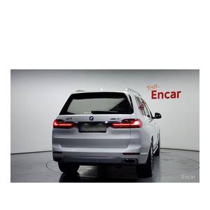 BMW X7 XDrive40i Enero 2022 83,482 km 7 Plazas con Cámara Trasera, Caja de Cambios Automática, Asientos de Cuero, Diseño de Excelencia Pura - Product Image 4