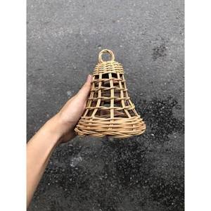 เครื่องประดับตกแต่งต้นคริสต์มาสแบบแขวน ทำจากหวายสานมือ พร้อมโบว์น่ารัก เหมาะสำหรับตกแต่งต้นไม้และงานปาร์ตี้ตามฤดูกาล - Product Image 3