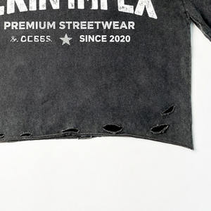 Camiseta Personalizada de Algodón 100% con Efecto Desgastado por el Sol, Lavado Ácido, Desgastada, con Pedrería, Impresión DTG y Serigrafía, Corte Oversize y Boxy - Product Image 3