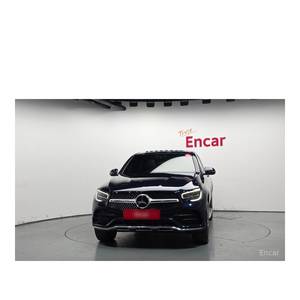 Mercedes-Benz GLC300e 4MATIC Coupé GLC-Class 2023 avec boîte de vitesses automatique 4 roues motrices, sièges en cuir, caméra arrière, 36 634 km - Product Image 3