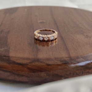 แหวนทองคำขาว 18K ประดับเพชรรูปหัวใจสำหรับผู้หญิง สไตล์วินเทจสุดโรแมนติก ฝังเพชรแบบ Pave งานละเอียด ของขวัญสำหรับงานปาร์ตี้ ผิวขัดเงา - Product Image 3