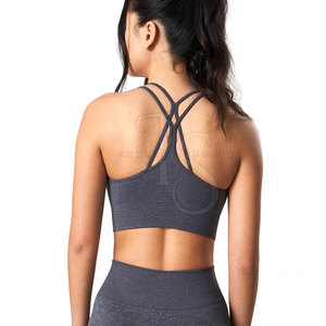 Vêtements de sport pour femmes, ensembles de yoga, grandes tailles, motif uni, respirant, écologique, 2 pièces, léger, fabriqué au Pakistan - Product Image 3