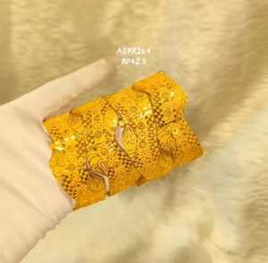 ชุดกำไลข้อมือเพชรลายฉลุทองคำสำหรับผู้หญิง ของขวัญงานแต่งงานและงานฉลองครบรอบสุดหรู - Product Image 5