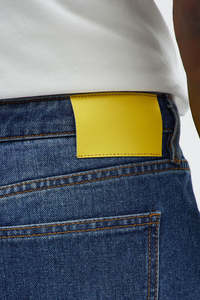 Shorts en jean pour homme, taille mi-haute, effet usé, bords bruts, style décontracté d'été, bleu - Product Image 3