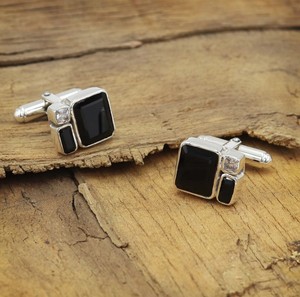 Boutons de manchette en onyx noir, argent sterling 925, luxe, 10 grammes, boutons de manchette en onyx avec cristaux Swarovski pour hommes, bijoux formels pour mariages et garçons d'honneur - Product Image 3