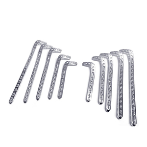 Juego de 10 Placas Tibiales Anterolaterales Distales LCP de 3.5mm para Veterinaria, Acero Inoxidable - Product Image 3