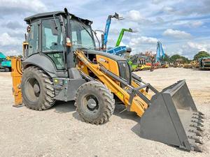 รถแบคโฮล้อเดอร์ รุ่น 851FX Plus 4WD - อุปกรณ์ก่อสร้างใหม่/ไม่ได้ใช้งาน พร้อมระบบตรวจสอบเครื่องยนต์และปั๊มจากระยะไกล - Product Image 2