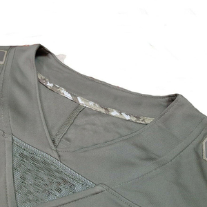 Maillot de football américain personnalisé pour homme, col en V, 100% polyester, qualité supérieure, manches courtes, grande taille, respirant, écologique - Product Image 3