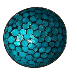Bol en coquille de noix de coco avec texture naturelle sculptée, design éco-responsable, finition polie élégante pour la décoration de cuisine - Product Image 2