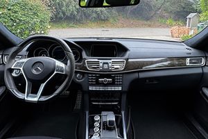 Mercedes-Benz E-63 S AMG Wagon 2014 - Product Image 2