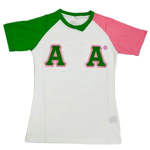 Camiseta al por mayor ALPHA KAPA ALPHA 100% algodón con cuello redondo griego y logotipo bordado en chenilla con diseño personalizado, combinación de colores blanco, verde y rosa. - Product Image 1