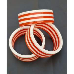 Conjunto de Pulseras con Tachuelas de Resina Hechas a Mano para Mujer, Joyería Étnica Tradicional para Uso Diario y Ocasiones Especiales - Product Image 1