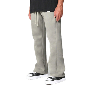 Pantalones de chándal de algodón holgados para hombre, con forro polar grueso, lavado ácido, cintura elástica con cordón, estilo acampanado, personalizables - Product Image 1