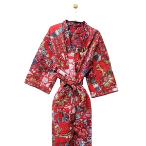 Kimono de algodón Kantha de retazos Vintage hecho a mano para mujer, ropa de descanso informal elegante de verano, hogar indio único 100% térmico - Product Image 1