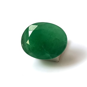 Esmeralda Zambiana Natural, Corte Ovalado, Opaca, 5.0 Ct, Gema Suelta Facetada - Product Image 2