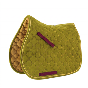 Tapis de selle de dressage TOUGH TACK vert olive en velours matelassé avec sangles violettes, doublure polaire, coque en coton - Product Image 1