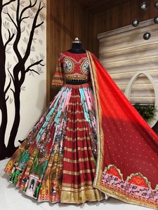Lehenga Choli de Algodón Muselina Pesado con Espejos y Encaje Hechos a Mano, Especial para Navratri y Fiestas, con Dupatta - Product Image 3
