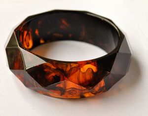 New Arrival Fashion Resin Bangle Chunky <b>Stack</b> Daily Wear Party Festive Retro Fashion Lucite Hand Cuff Acetate Statement <b>Bracelet</b> - Product Image 4