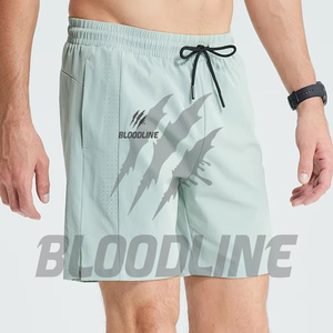 Shorts de sport noirs pour hommes BLOODLINE, taille élastique, séchage rapide, imprimé griffe avant, style décontracté - Product Image 3