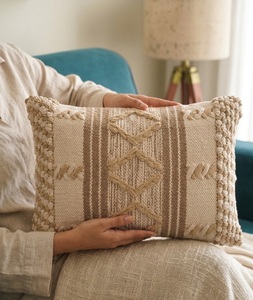 Housse de coussin carrée personnalisable en coton, motif géométrique abstrait indien fait main, blanc et bleu, style bohème, anti-acariens, avec fermeture éclair, pour la maison - Product Image 1