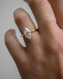 Bague en moissanite taille marquise plaquée or 18 carats, bague de fiançailles solitaire, alternative au diamant, bague de mariage pour femme - Product Image 6