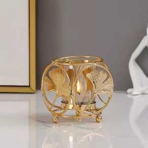 Portavelas creativo de acero inoxidable, artículo de regalo ideal para amantes de la decoración del hogar, mejora el ambiente con el cálido brillo de la llama de una vela. - Product Image 1