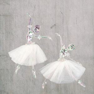 Adorno Navideño de Acrílico Transparente Mate Dorado Plateado con Diseño de Bailarina 3D en Color Rosa Escarchado y Beige - Product Image 4