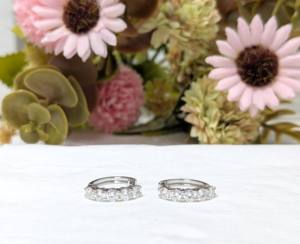 Boucles d'oreilles créoles en or blanc massif 10 carats certifiées IGI, diamant de laboratoire de luxe 1 carat taille ronde, cadeau de mariage pour femme - Product Image 5