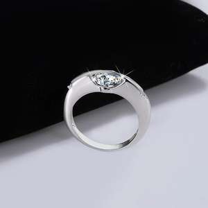 แหวนเงินแท้ 925 ทรงกลม ประดับเพชรเม็ดเดี่ยว ดีไซน์โค้งรูปอินฟินิตี้ ประดับคริสตัลคู่ ทรงโมเดิร์น แบบโอเพ่นเซ็ต - Product Image 2