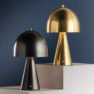 Lampe de table en laiton de qualité export avec construction robuste pour les acheteurs en gros - Product Image 3