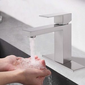 Rubinetto da Bagno Monocomando in Acciaio Inox, Finitura Nichel Spazzolato T20, Rubinetto Monoforo per Lavabo, Non Spedibile nei Fine Settimana - Product Image 2