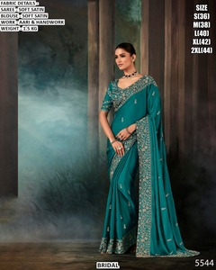 Sari Royal Amber en Viscose Anti-Plis et Anti-Humidité pour Fêtes et Mariages Traditionnels d'Hiver - Product Image 5