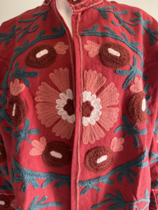 Veste en coton brodée de fleurs, col mandarin, tissée à la main, style bohème chic pour femmes, broderie vintage Suzani, veste d'automne - Product Image 4