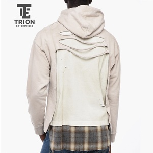 เสื้อฮู้ดดี้ปักลายสไตล์วินเทจสุดเทรนดี้ - ดีไซน์ย้อนยุคพร้อมแพทช์ตกแต่งและรายละเอียดศิลปะ ให้ความรู้สึกสบายและทันสมัย - Product Image 2